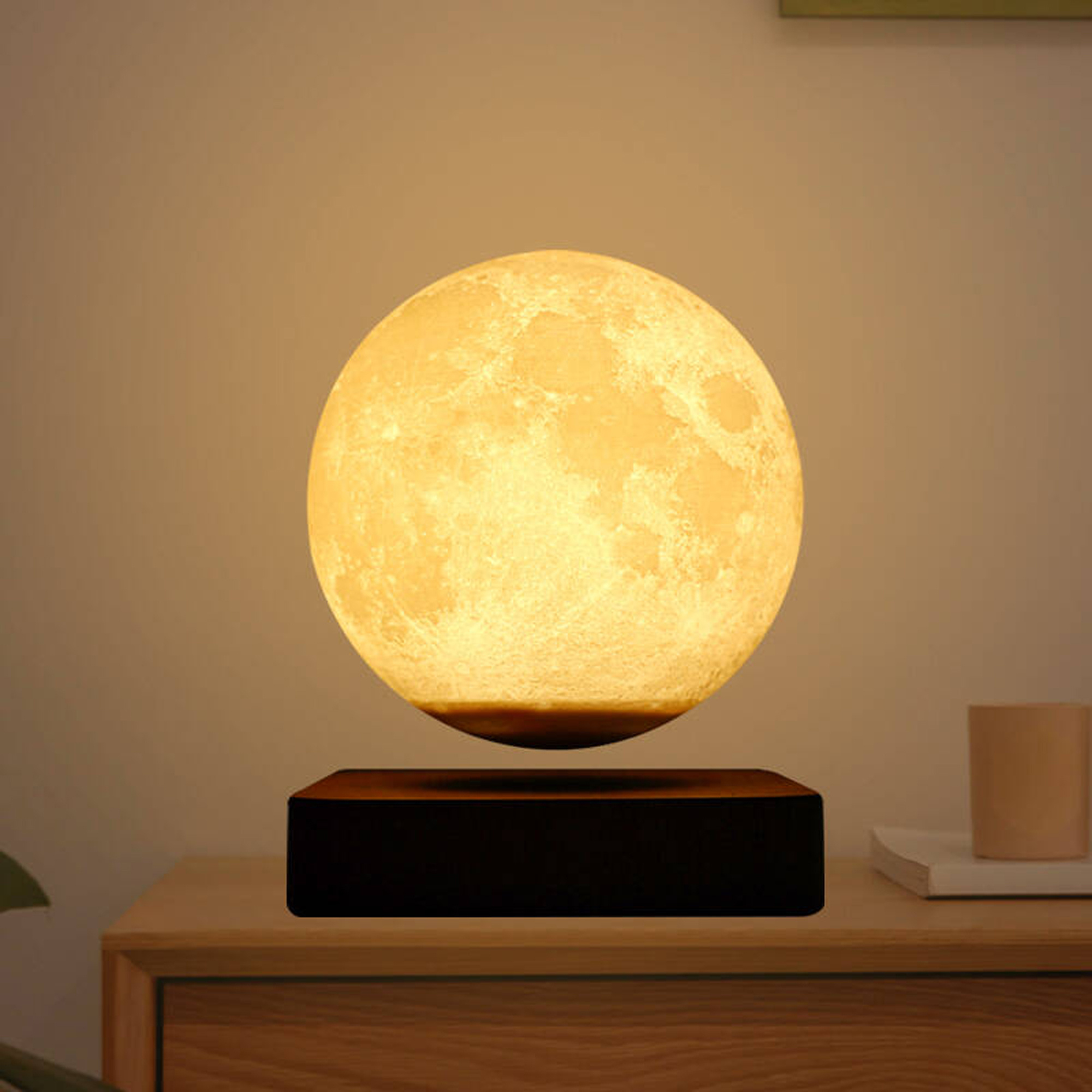 Minimalism Magnetic Levitation - Home Decor Light avis et prix